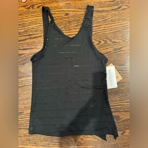 Athleta max out tank XS